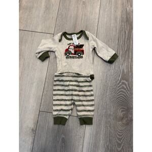My first christmas baby outfit  3 month
